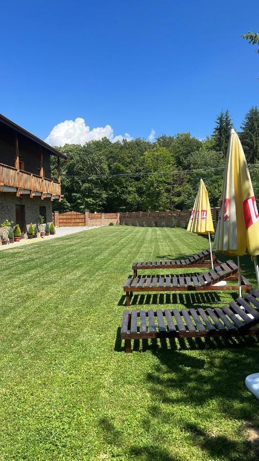 Pensiunea Casa Brancovenilor Sîmbăta de Sus エクステリア 写真