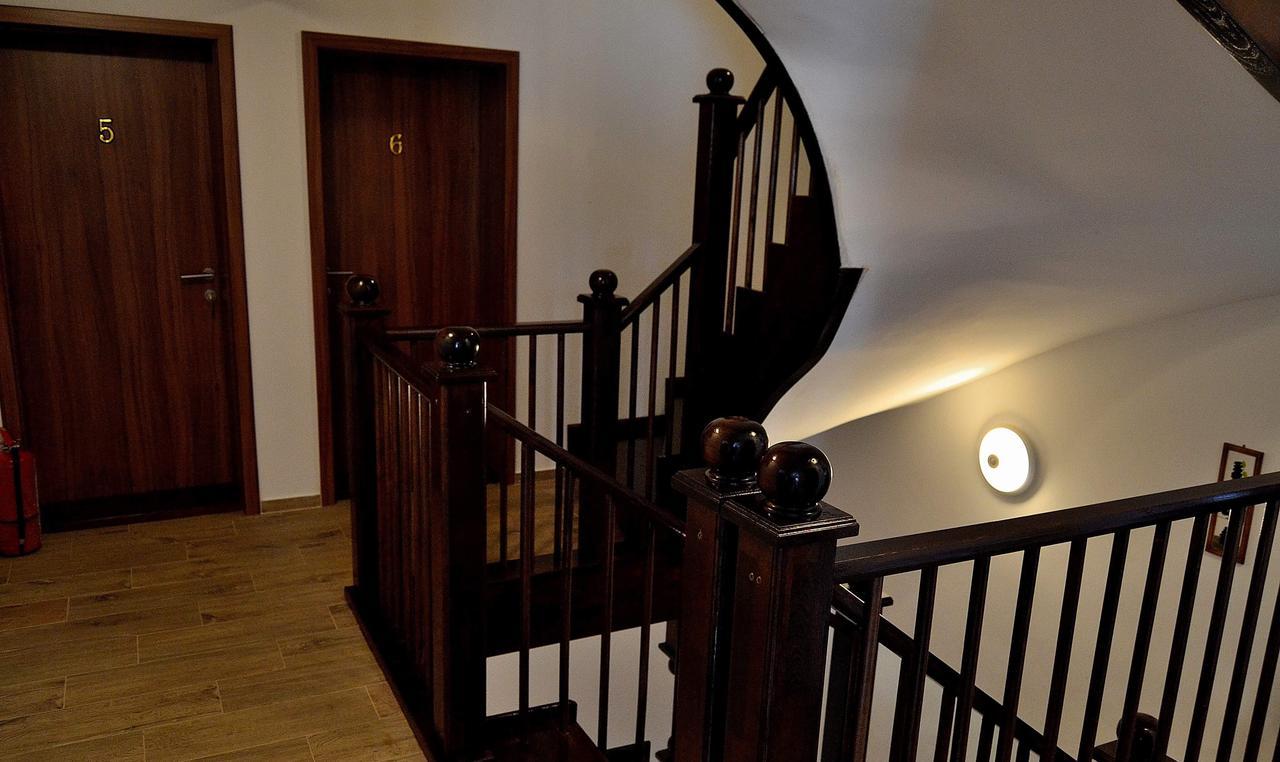 Pensiunea Casa Brancovenilor Sîmbăta de Sus エクステリア 写真